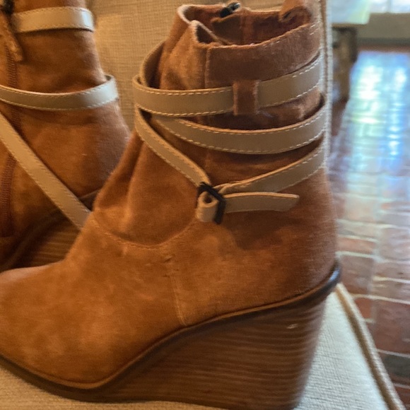 Kelsi dagger lace up ankle boot 6 1/2 - Picture 2 of 5